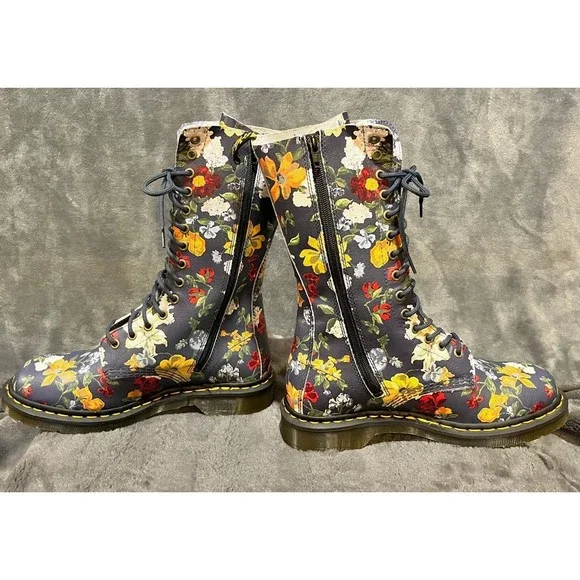 Dr. Martens Darcy Floral 14 Eye Tall Darcy Boots us 9 - Picture 3 of 10